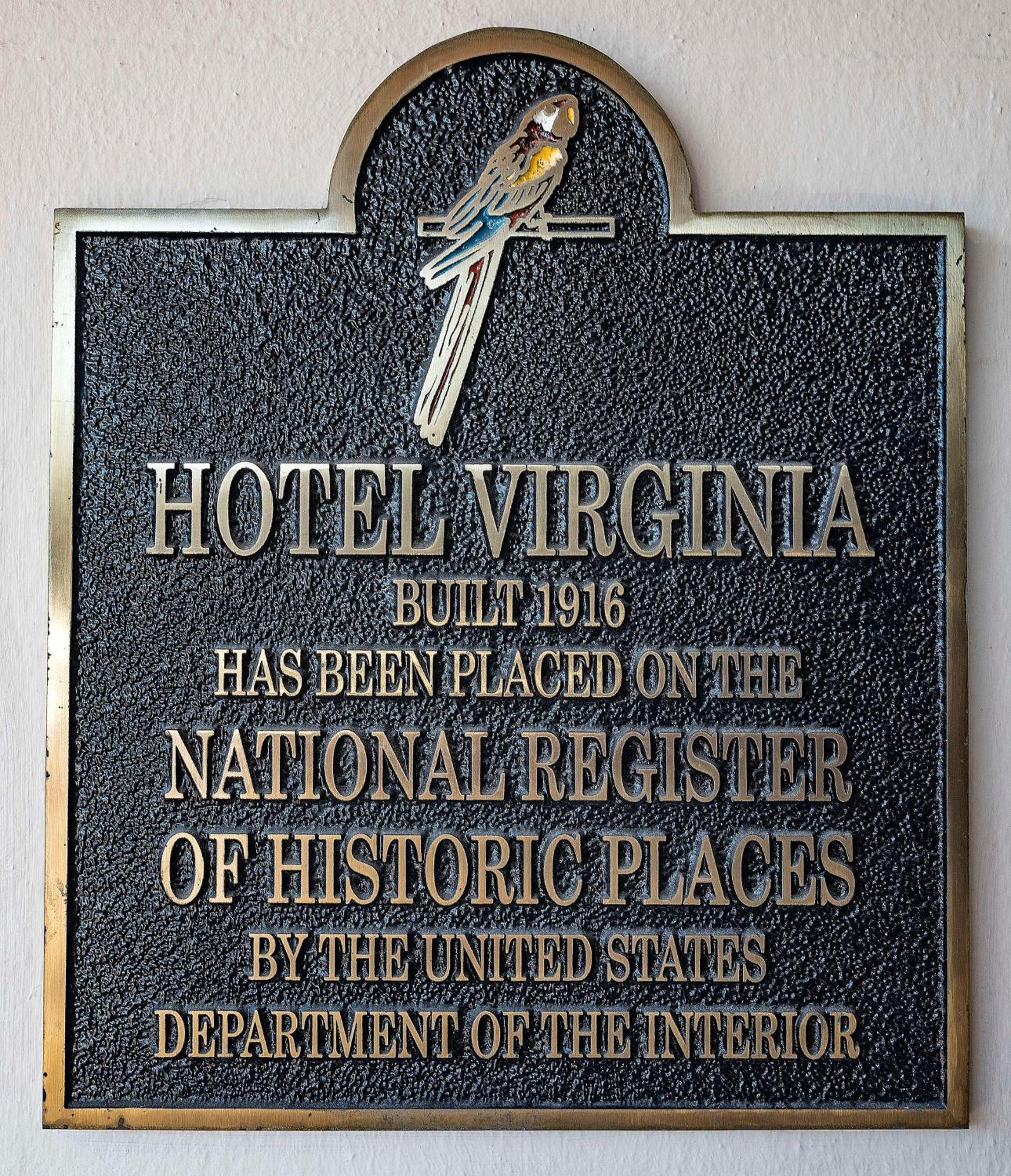 Hotel Virginia Santa Barbara, Tapestry Collection By Hilton Экстерьер фото