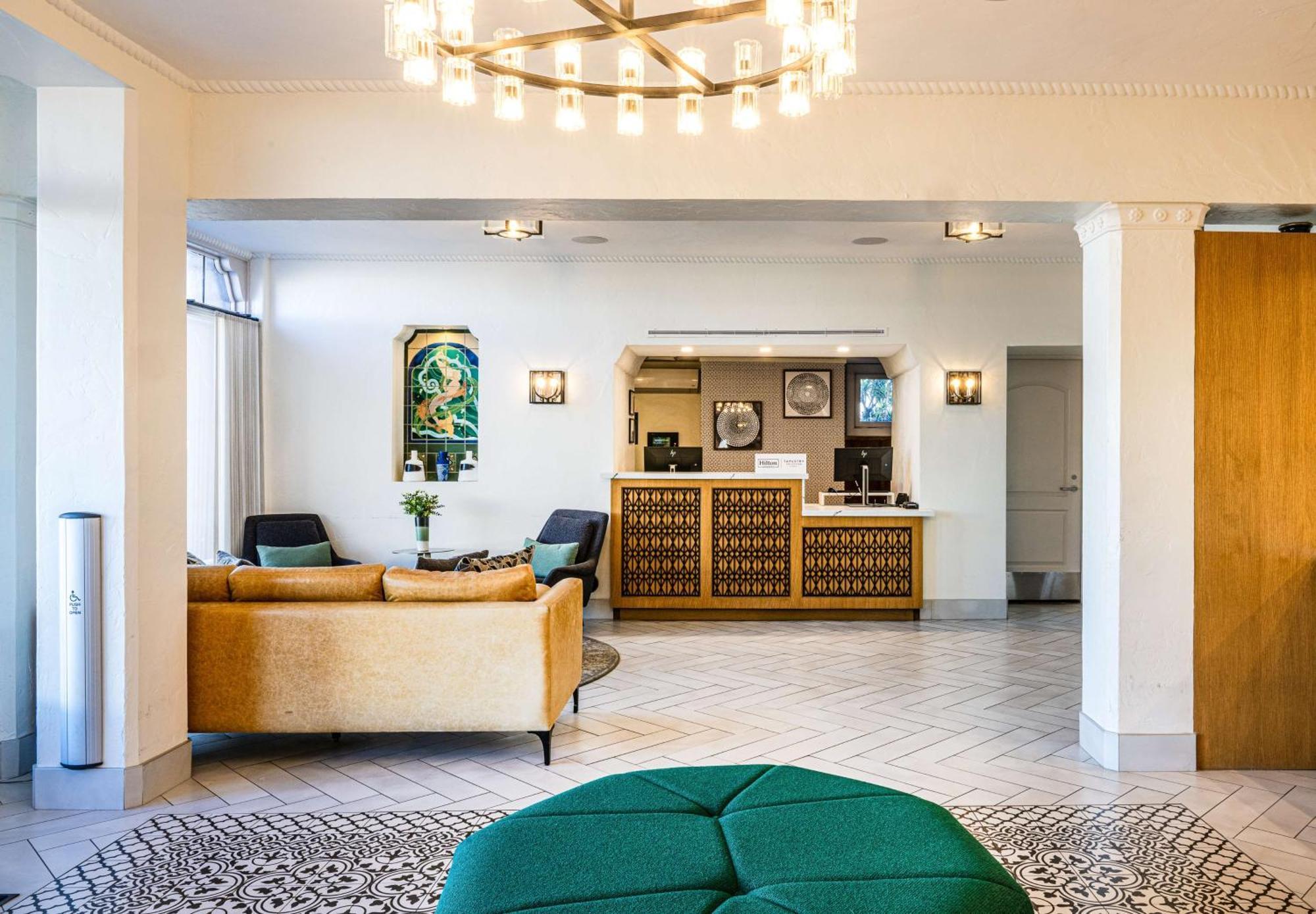 Hotel Virginia Santa Barbara, Tapestry Collection By Hilton Экстерьер фото